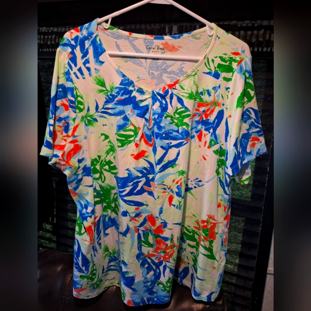 Colorful Tropical Print WomensShirt